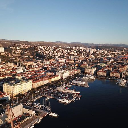 Apartments Budin Adri & Robi Rijeka City Center Экстерьер фото